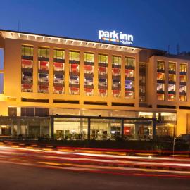 Park Inn By Radisson Gurgaon Bilaspur,位于马尼萨的酒店