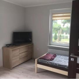 Apartament trzy osobowy Dęblin，位于登布林的酒店