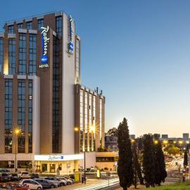 Radisson Blu Hotel Lisbon，位于里斯本的酒店