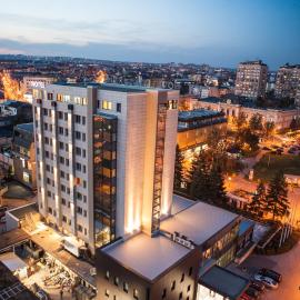 Hotel Kragujevac，位于克拉古耶瓦茨的酒店