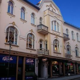 Grand Hotel Hønefoss，位于赫讷福斯的酒店