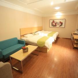 Green Alliance Chengde City Shuangqiao District Summer Resort Hotel，位于承德的酒店