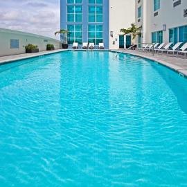 Crowne Plaza Hotel & Resorts Fort Lauderdale Airport/ Cruise by IHG,位于劳德代尔堡的酒店