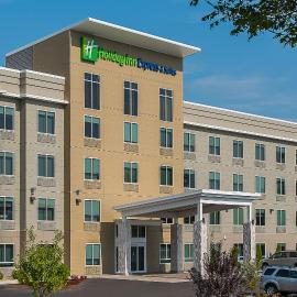Holiday Inn Express & Suites Norwood by IHG，位于诺伍德的酒店