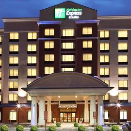 Holiday Inn Express Hotel & Suites Ohio State University- OSU Medical Center by IHG，位于哥伦布的酒店