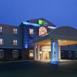 Holiday Inn Express Hotel & Suites Swansea by IHG，位于Swansea的酒店