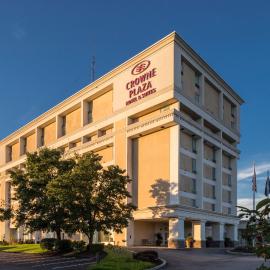 Crowne Plaza Hotel and Suites Pittsburgh South by IHG，位于匹兹堡的酒店