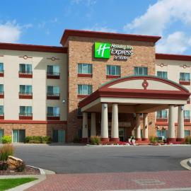 Holiday Inn Express & Suites Wausau by IHG，位于Weston的酒店