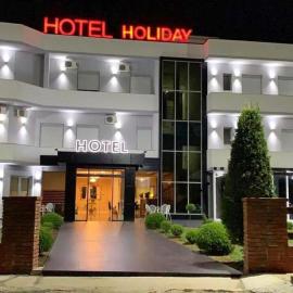 Hotel Holiday,位于Koplik的酒店