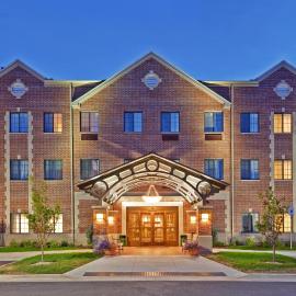 Staybridge Suites Indianapolis-Carmel by IHG，位于卡梅尔的酒店