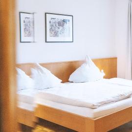 Hotel am Ludgerusbrunnen，位于比莱尔贝克的酒店