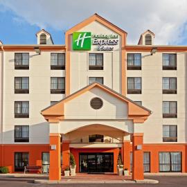 Holiday Inn Express Hotel & Suites Meadowlands Area by IHG，位于卡尔施塔特的酒店