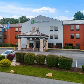Holiday Inn Express Dublin by IHG，位于Dublin的酒店