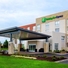 Holiday Inn Express Chesapeake - Norfolk by IHG，位于切萨皮克的酒店