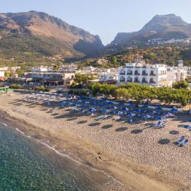 Alianthos Beach Hotel，位于普拉基亚斯的酒店