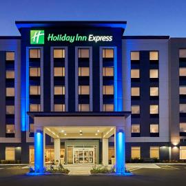 Holiday Inn Express - Sarnia - Point Edward by IHG，位于萨尼亚的酒店