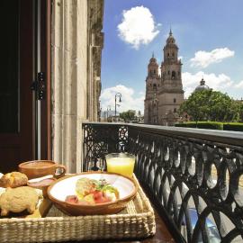 Hotel Casino Morelia，位于莫雷利亚的酒店