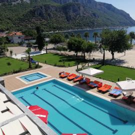 Doğruer Hotel & Spa，位于穆拉的酒店