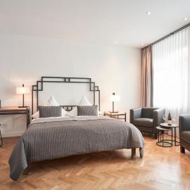 Hotel Goldener Engel，位于施派尔的酒店