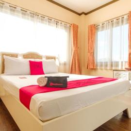 RedDoorz Plus @ Seaborne Hotel Subic Zambales,位于苏比克的酒店