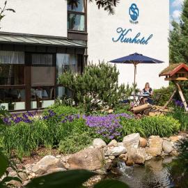 Kurhotel Bad Schmiedeberg，位于巴特施米德贝格的酒店