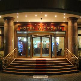 Hotel Victoria，位于皮特什蒂的酒店