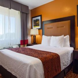 Best Western Plus Zion West，位于拉沃肯的酒店