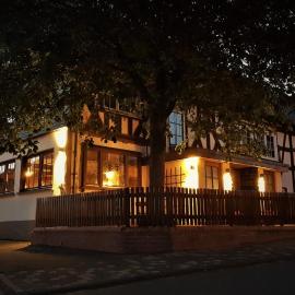 Roastineer Hotel，位于巴滕贝格的酒店
