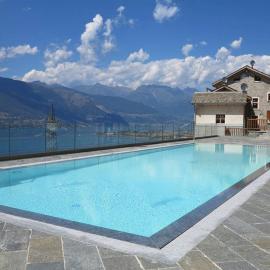 Spectacular views and modern living on Lake Como，位于贝拉诺的酒店