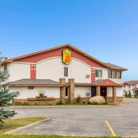 Super 8 by Wyndham Bemidji MN，位于伯米吉的酒店
