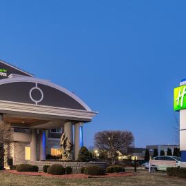 Holiday Inn Express Branford-New Haven by IHG，位于布兰福德的酒店