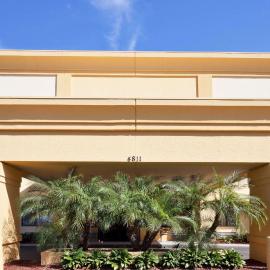 La Quinta by Wyndham Tampa Fairgrounds - Casino，位于坦帕的酒店