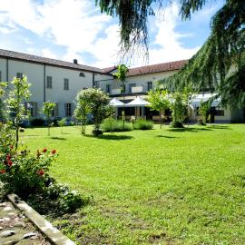 Il Convento,位于Trino的酒店