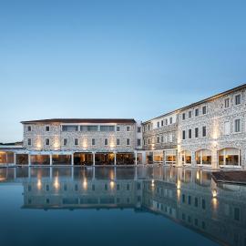 Terme di Saturnia Natural Spa & Golf Resort - The Leading Hotels of the World,位于萨杜勒尼亚的酒店