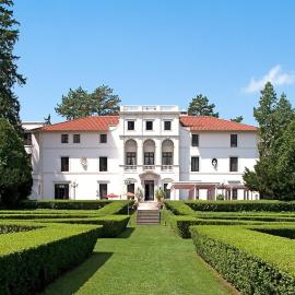 Geneva On The Lake Boutique Resort Hotel，位于日内瓦的酒店