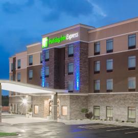 Holiday Inn Express Moline - Quad Cities Area by IHG，位于莫林的酒店