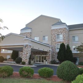 Holiday Inn Express Williamston by IHG，位于威廉斯顿的酒店