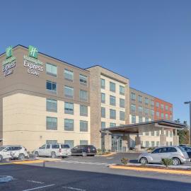 Holiday Inn Express & Suites - Auburn Downtown by IHG，位于奥本的酒店