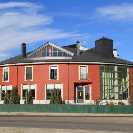 Hotel Tremazal，位于瓜尔多的酒店