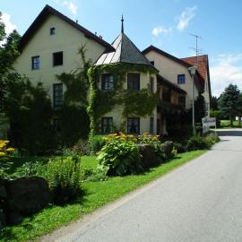 Waldgasthof - Hotel Schiederhof - alkoholfreies Wirtshaus，位于Wiesenfelden的酒店