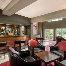 Riverside Hotel，位于沃里克的酒店