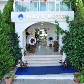 Navy Hotel，位于马尔马里斯的酒店