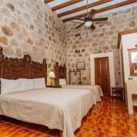 Mansion Serrano Hotel,位于埃尔富埃尔特的酒店