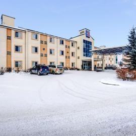 Motel 6-Red Deer, AB，位于雷德迪尔的酒店