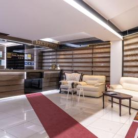 Hotel De KOKA，位于斯科普里的酒店