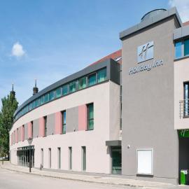 Holiday Inn Trnava by IHG，位于特尔纳瓦的酒店