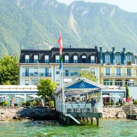 Hôtel du Port，位于维勒讷沃的酒店