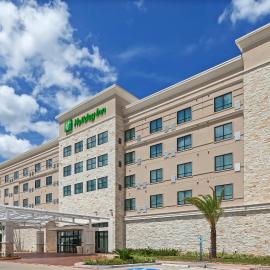 Holiday Inn Houston NE-Bush Airport Area by IHG，位于亨博尔的酒店