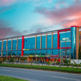 Hotel Blue Sapphire，位于达累斯萨拉姆的酒店