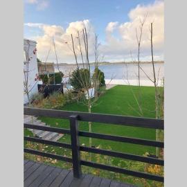 Holbæk. Byhus med fjordudsigt, og 5 min. til bymidten，位于霍尔拜克的酒店